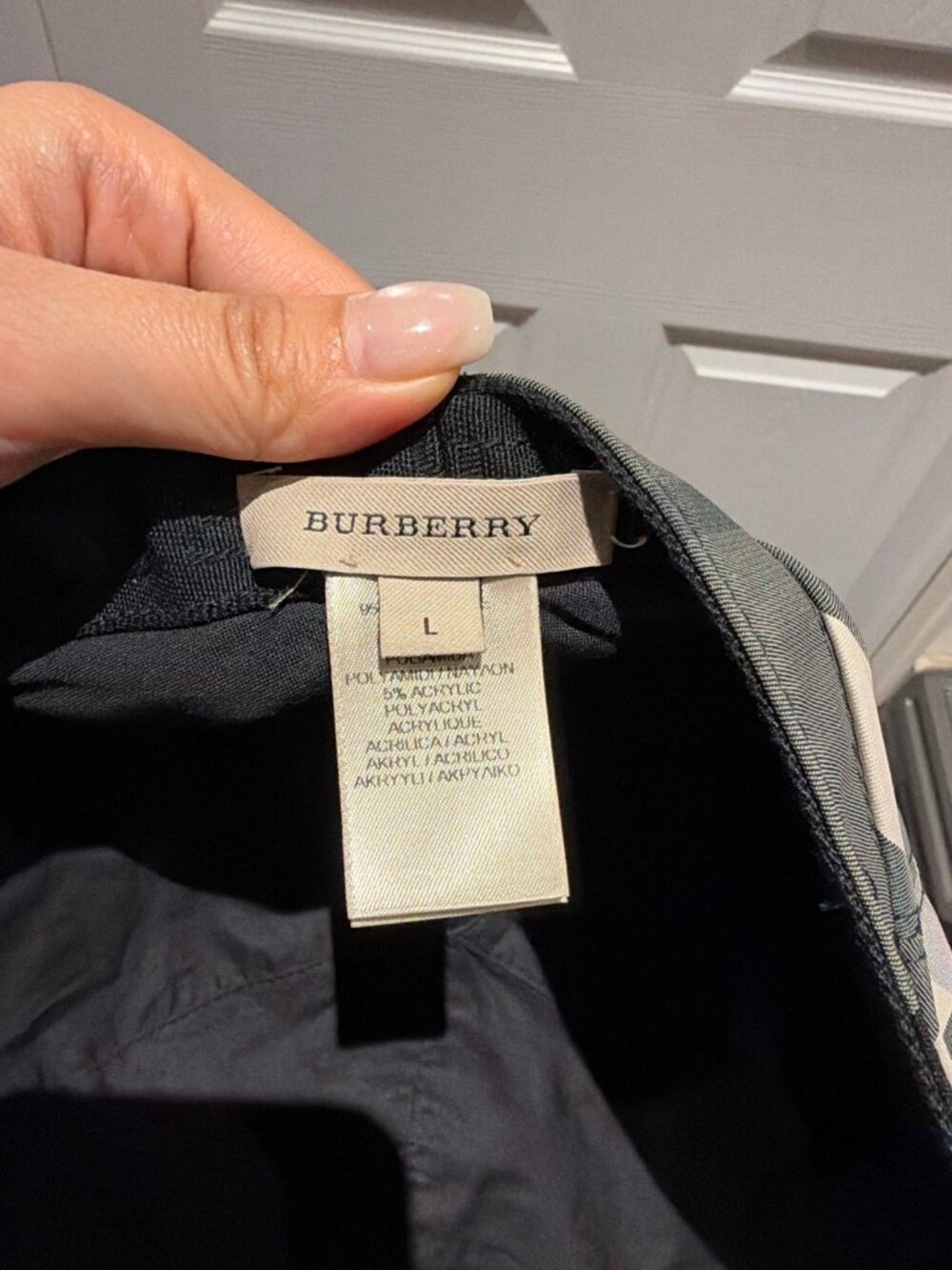 Burberry Check Newsboy Cap Grey Black White Size L